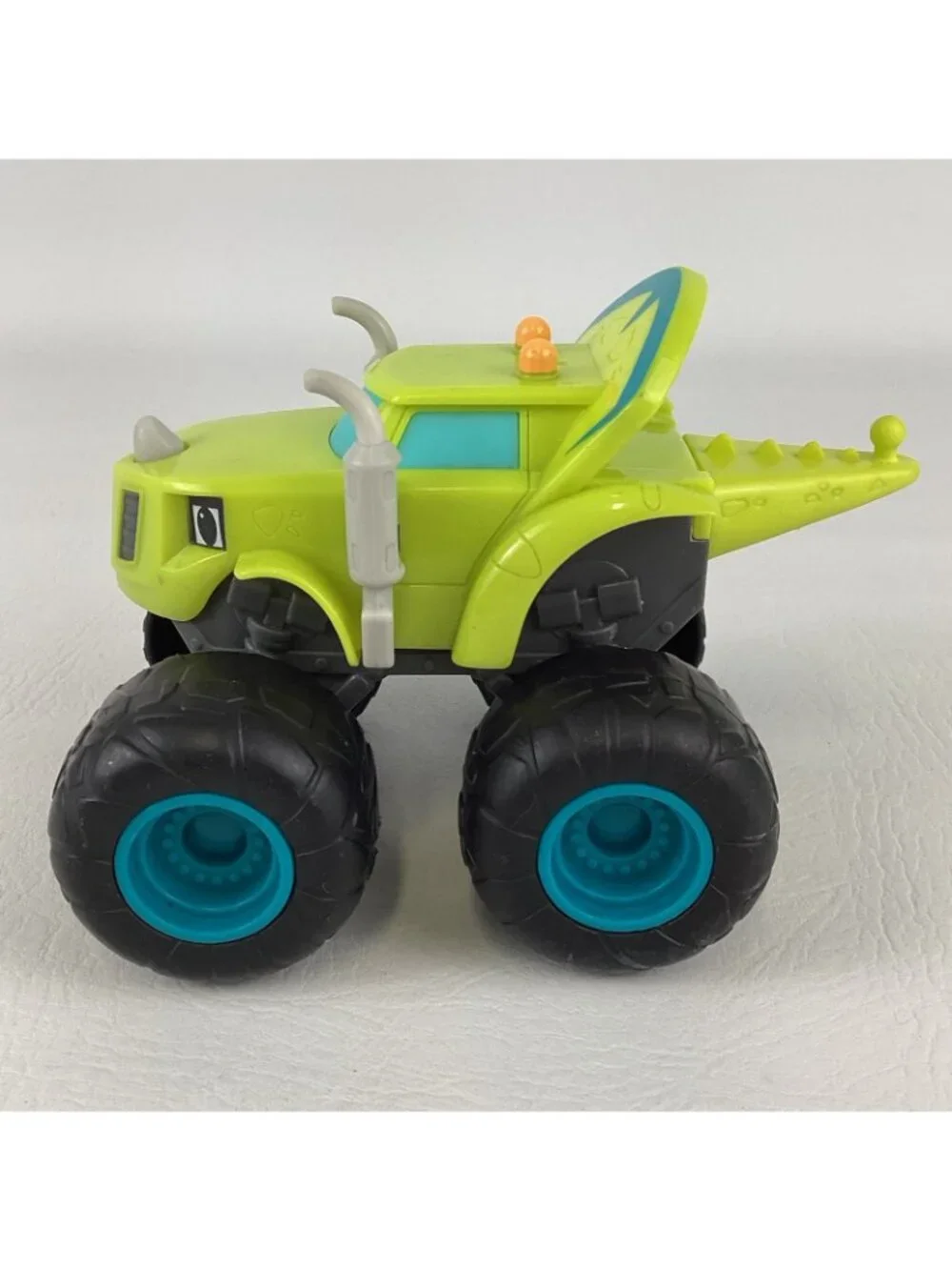 Blaze And The Monster Machines Zeg Talking Truck Triceratops Dinosaur Mattel